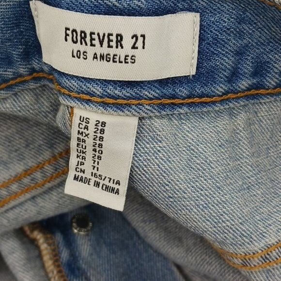 Forever 21 Denim Skirt Mini Cut Off Lightwash Womens Size 28 - Picture 4 of 5